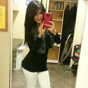 Meet your Posher, Nicole